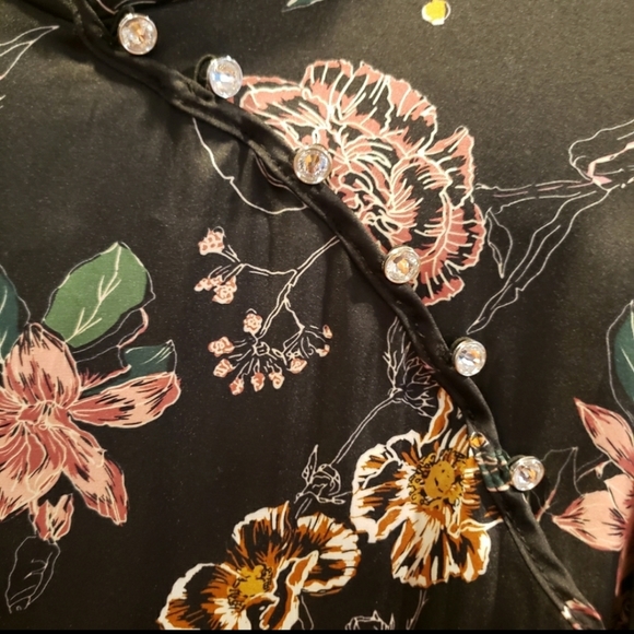 Zara floral dress - Picture 6 of 8